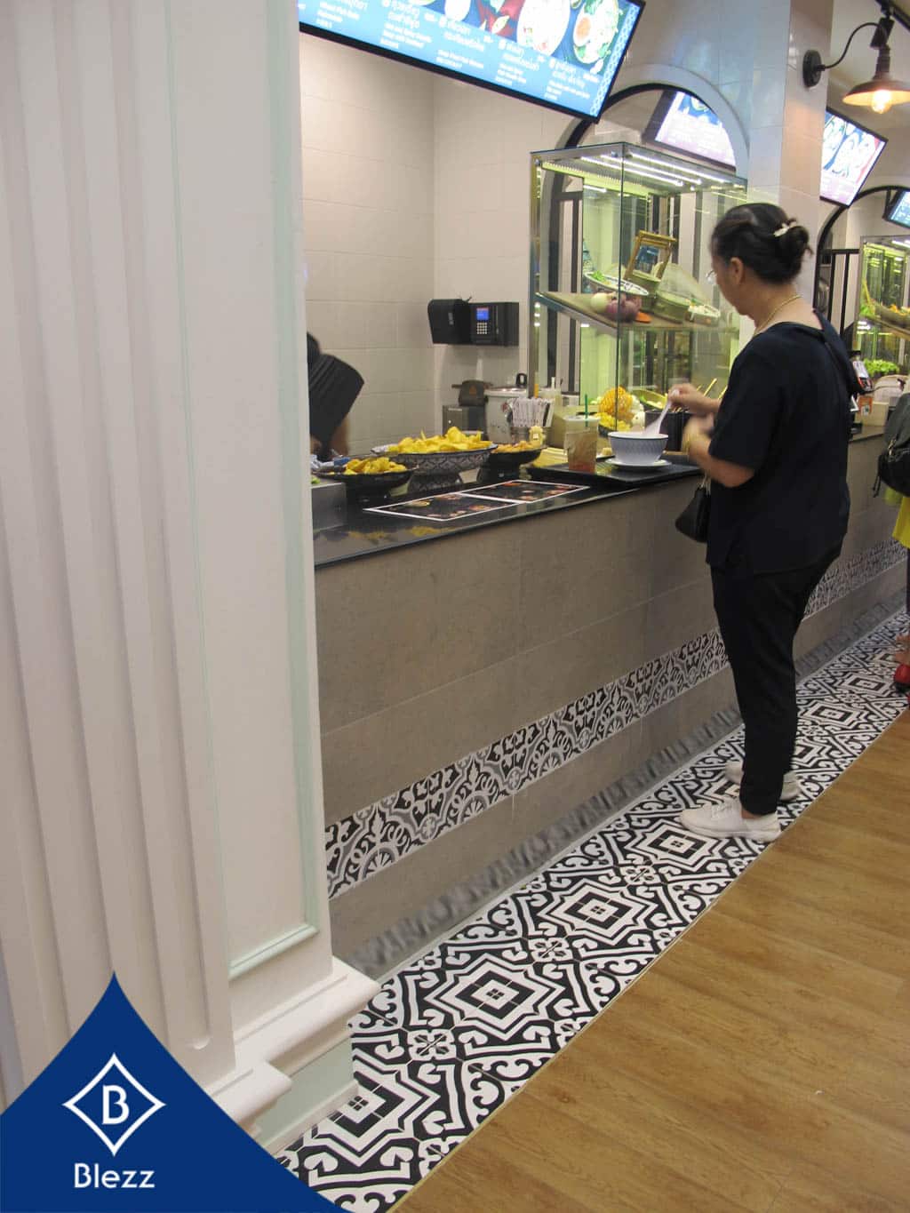 Food Zone Central Phuket